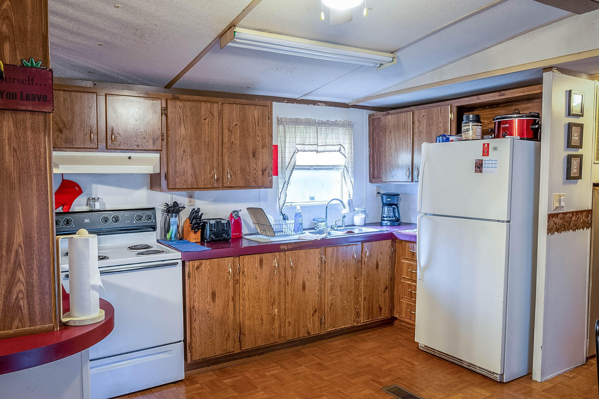 903 King Road Kodak, TN 37764 - Photo 4 of 27 909-2