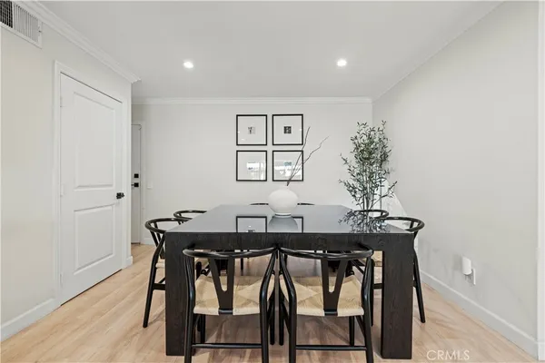 $689,000 | 8601 Sunland Boulevard, Unit 37, Sun Valley, CA 91352