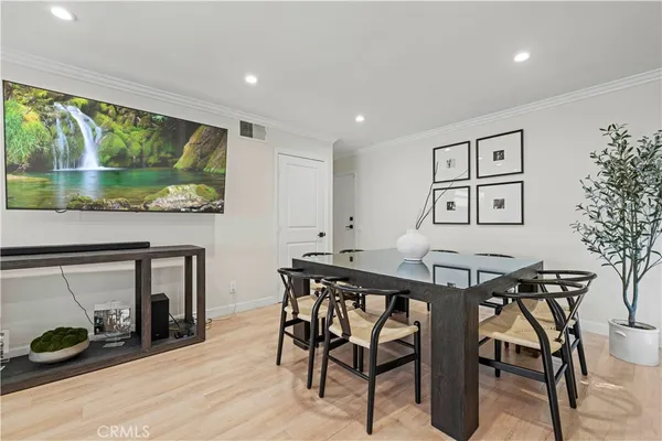 $689,000 | 8601 Sunland Boulevard, Unit 37, Sun Valley, CA 91352