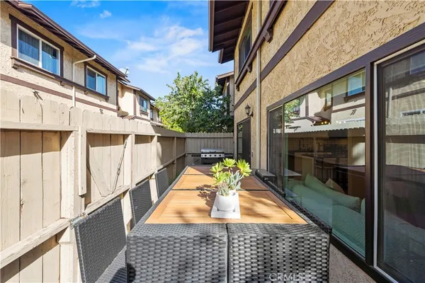 $689,000 | 8601 Sunland Boulevard, Unit 37, Sun Valley, CA 91352