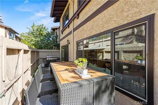 $689,000 | 8601 Sunland Boulevard, Unit 37, Sun Valley, CA 91352