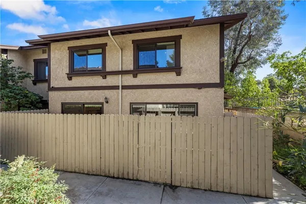 $689,000 | 8601 Sunland Boulevard, Unit 37, Sun Valley, CA 91352