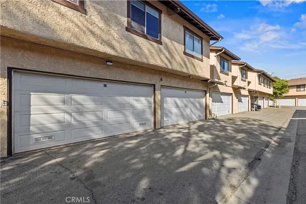 $689,000 | 8601 Sunland Boulevard, Unit 37, Sun Valley, CA 91352