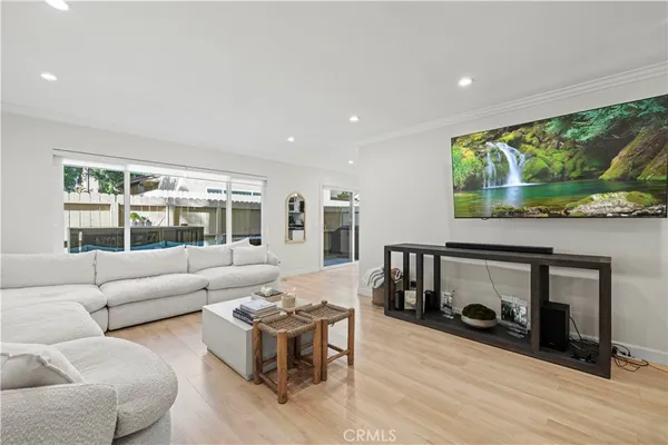 $689,000 | 8601 Sunland Boulevard, Unit 37, Sun Valley, CA 91352