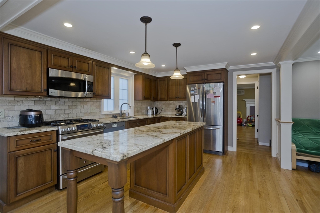 233 Franklin Road Longmeadow, MA 01106 - Photo 18 of 37