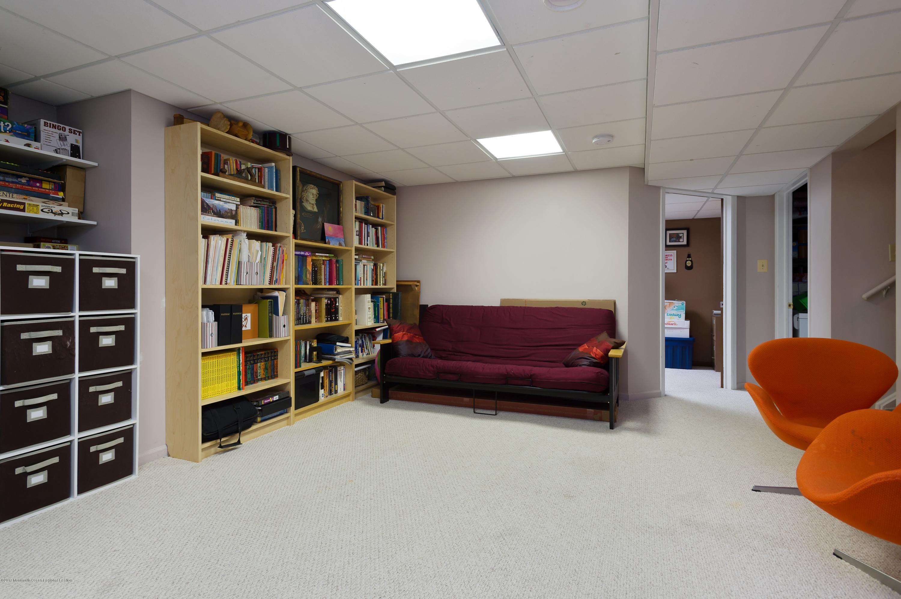 685 Line Road Aberdeen, NJ 07747 - Photo 8 of 23 Play room
