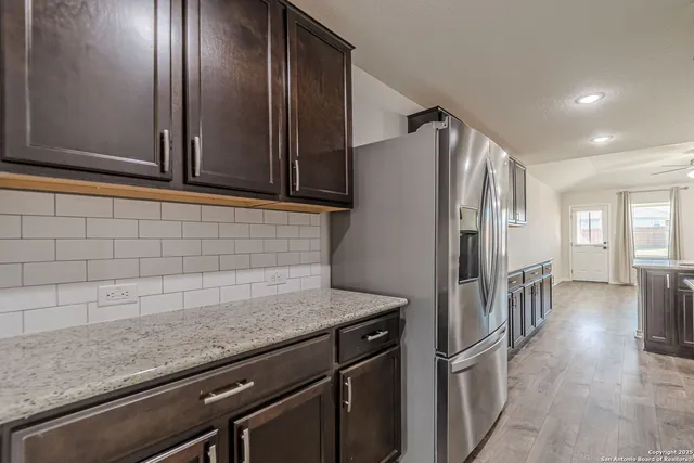 $2,400 | 9717 Baytown Coast, San Antonio, TX 78254