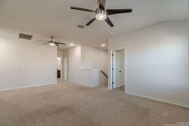 $2,400 | 9717 Baytown Coast, San Antonio, TX 78254