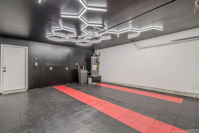 $2,400 | 9717 Baytown Coast, San Antonio, TX 78254