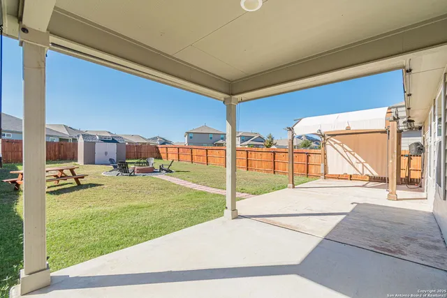 $2,400 | 9717 Baytown Coast, San Antonio, TX 78254