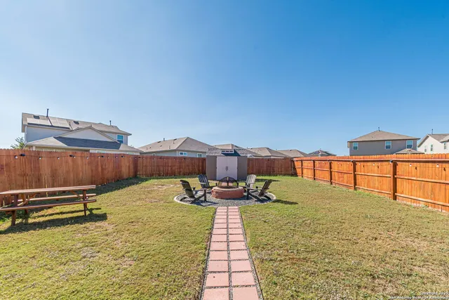 $2,400 | 9717 Baytown Coast, San Antonio, TX 78254