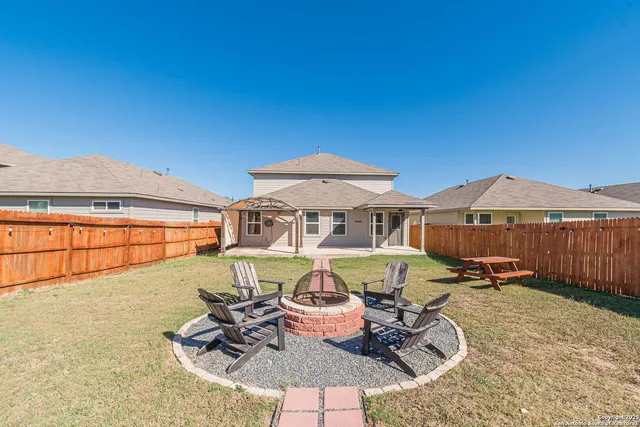 $2,400 | 9717 Baytown Coast, San Antonio, TX 78254