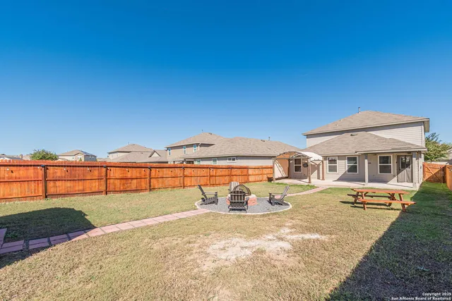 $2,400 | 9717 Baytown Coast, San Antonio, TX 78254