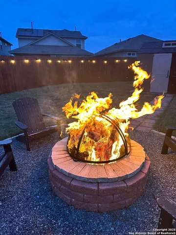 $2,400 | 9717 Baytown Coast, San Antonio, TX 78254