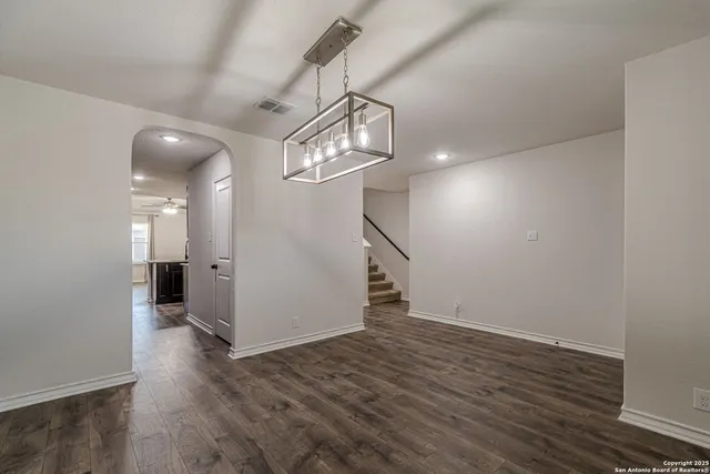 $2,400 | 9717 Baytown Coast, San Antonio, TX 78254