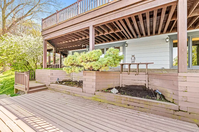 $1,150,000 | 3748 Bay Rd S Drive, Indianapolis, IN 46240