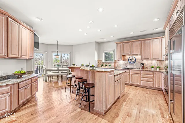 $1,150,000 | 3748 Bay Rd S Drive, Indianapolis, IN 46240