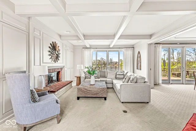 $1,150,000 | 3748 Bay Rd S Drive, Indianapolis, IN 46240