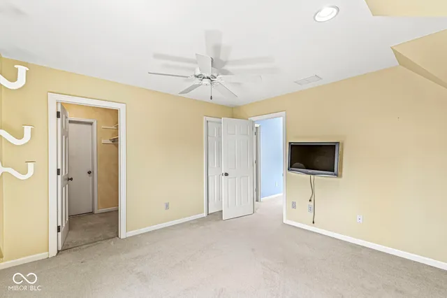 $1,150,000 | 3748 Bay Rd S Drive, Indianapolis, IN 46240