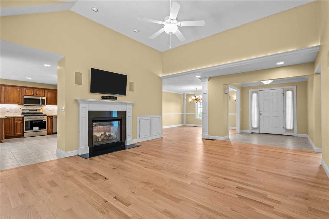 125 W Road Cumberland, RI 02864 - Photo 11 of 50