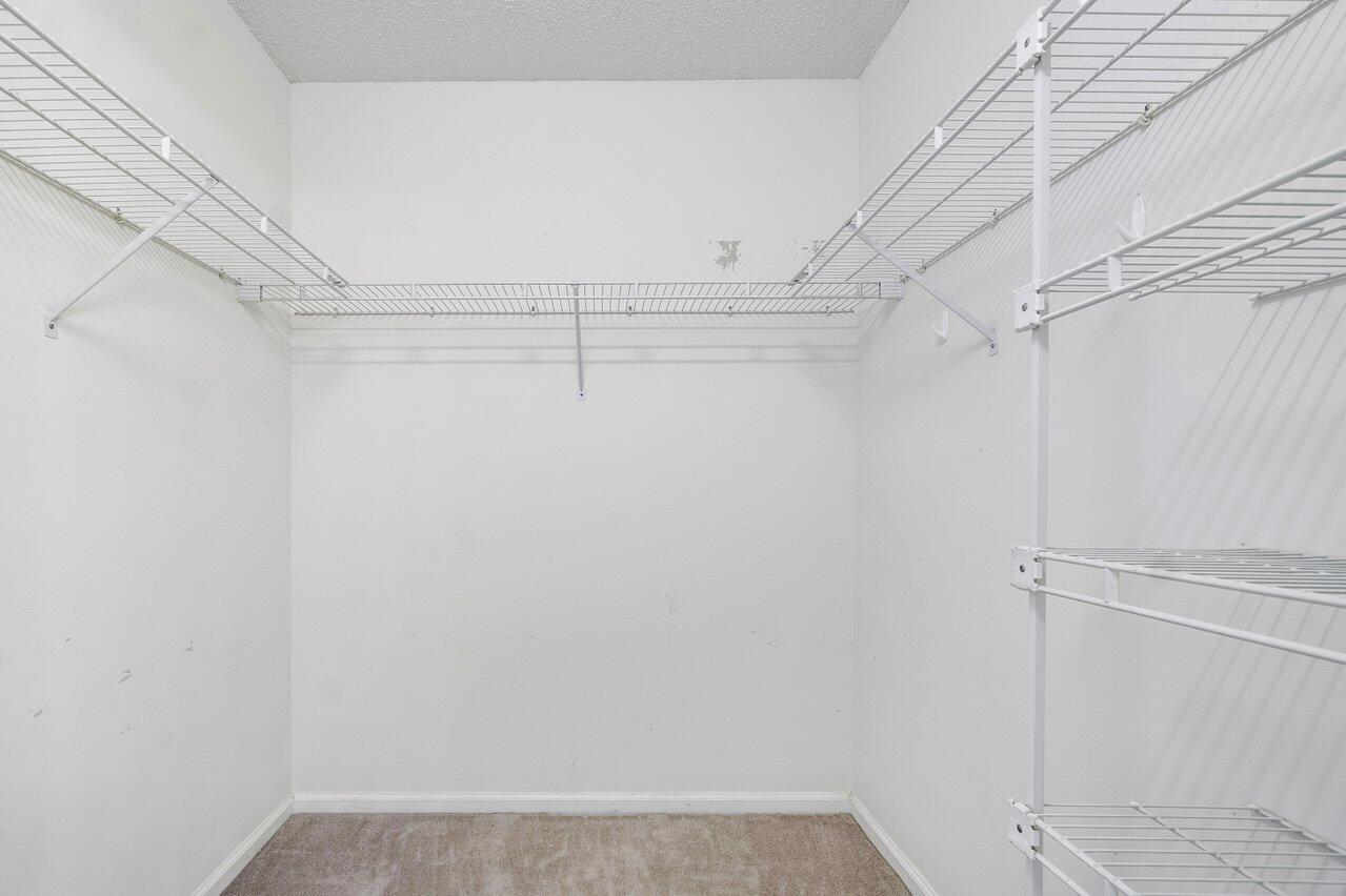 12815 Kingsway Road Wellington, FL 33414 - Photo 23 of 43 023-12815KingswayRoad-Wellington-FL-3341
