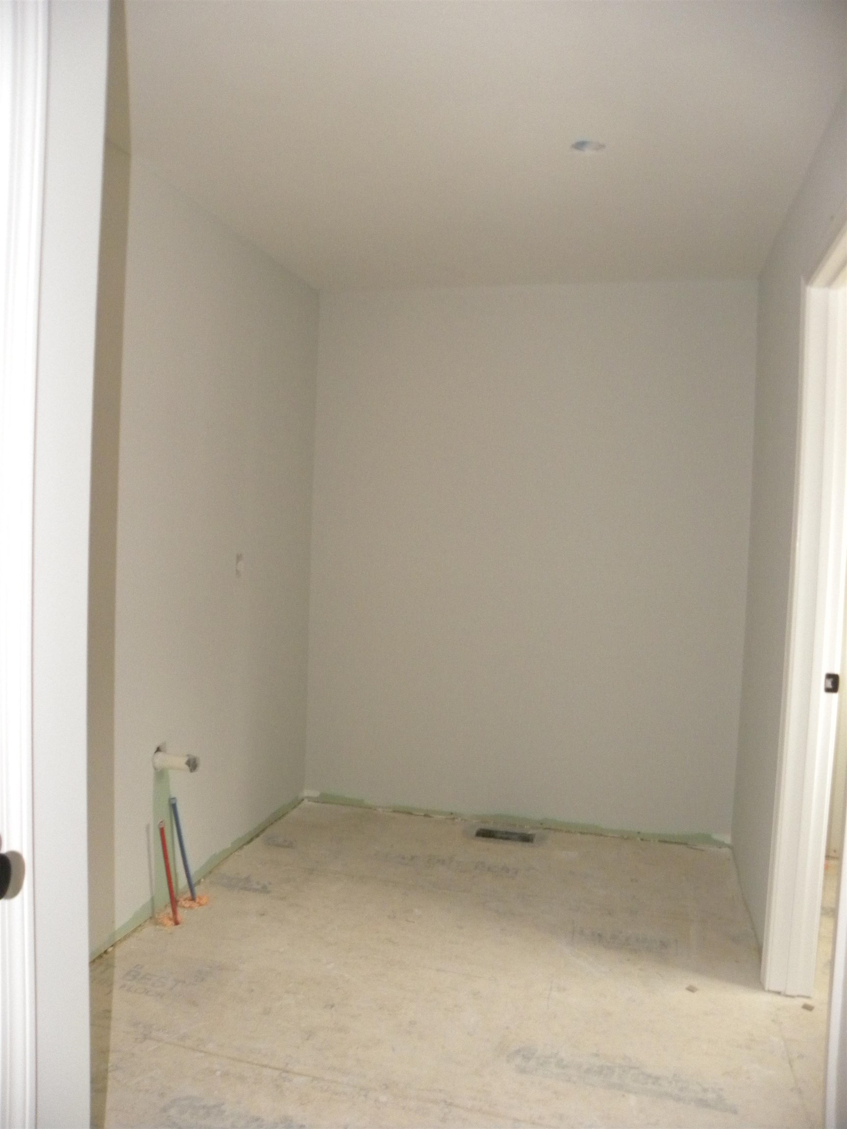 304 Karatzas Avenue, Unit LOT 1 Manchester, NH 03104 - Photo 12 of 20