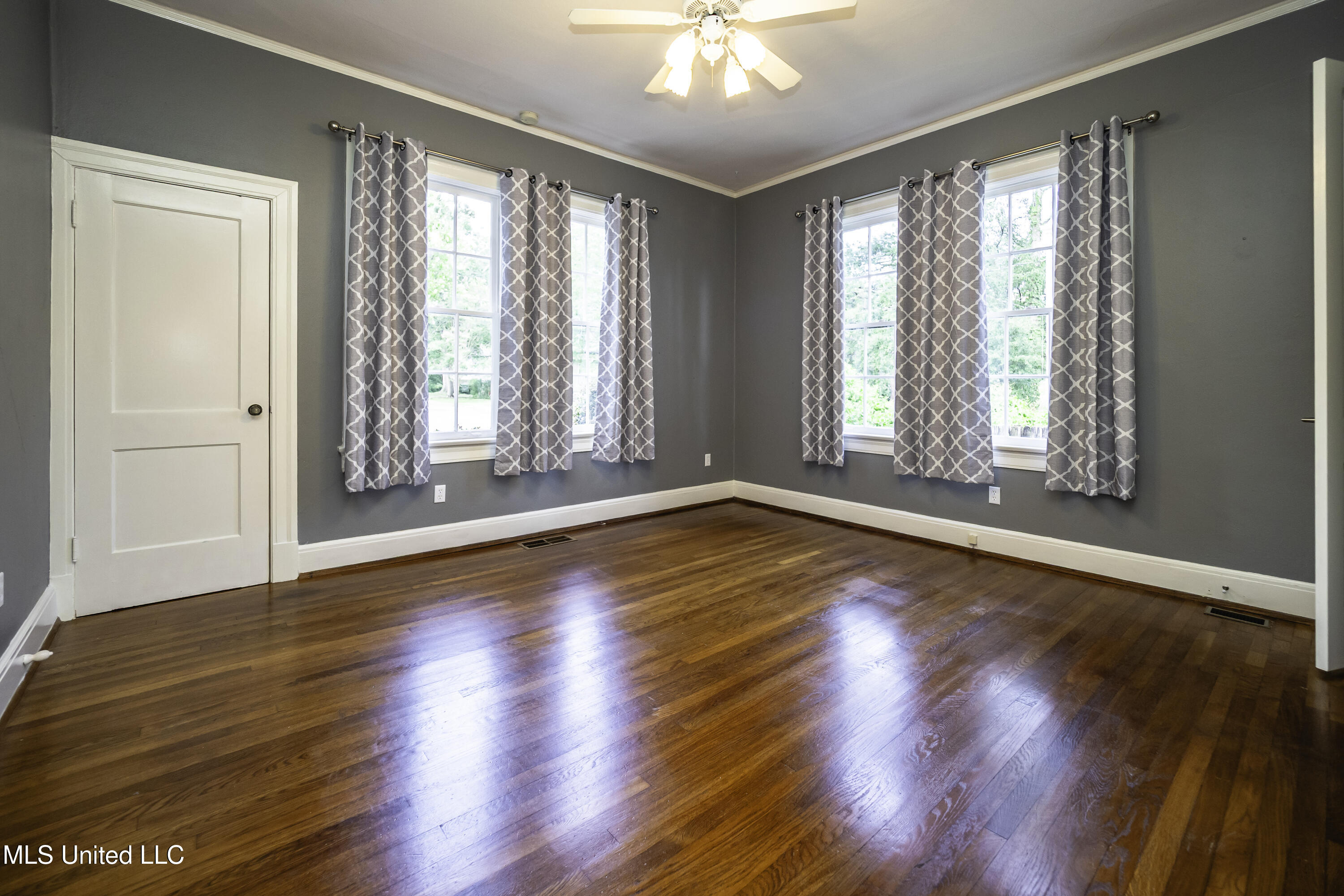 829 Belhaven Street Jackson, MS 39202 - Photo 21 of 55 P7160009