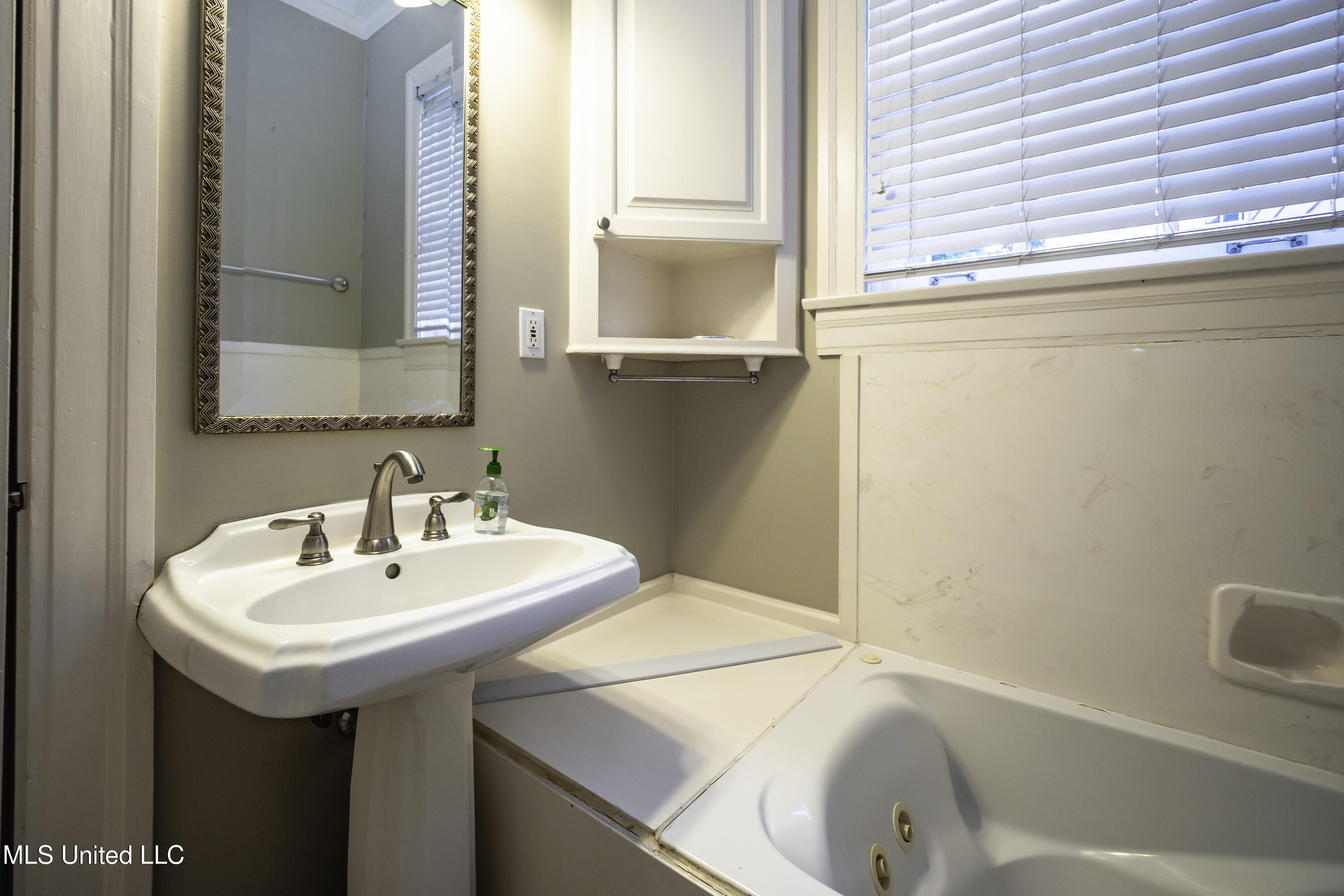 829 Belhaven Street Jackson, MS 39202 - Photo 29 of 55 P7160017