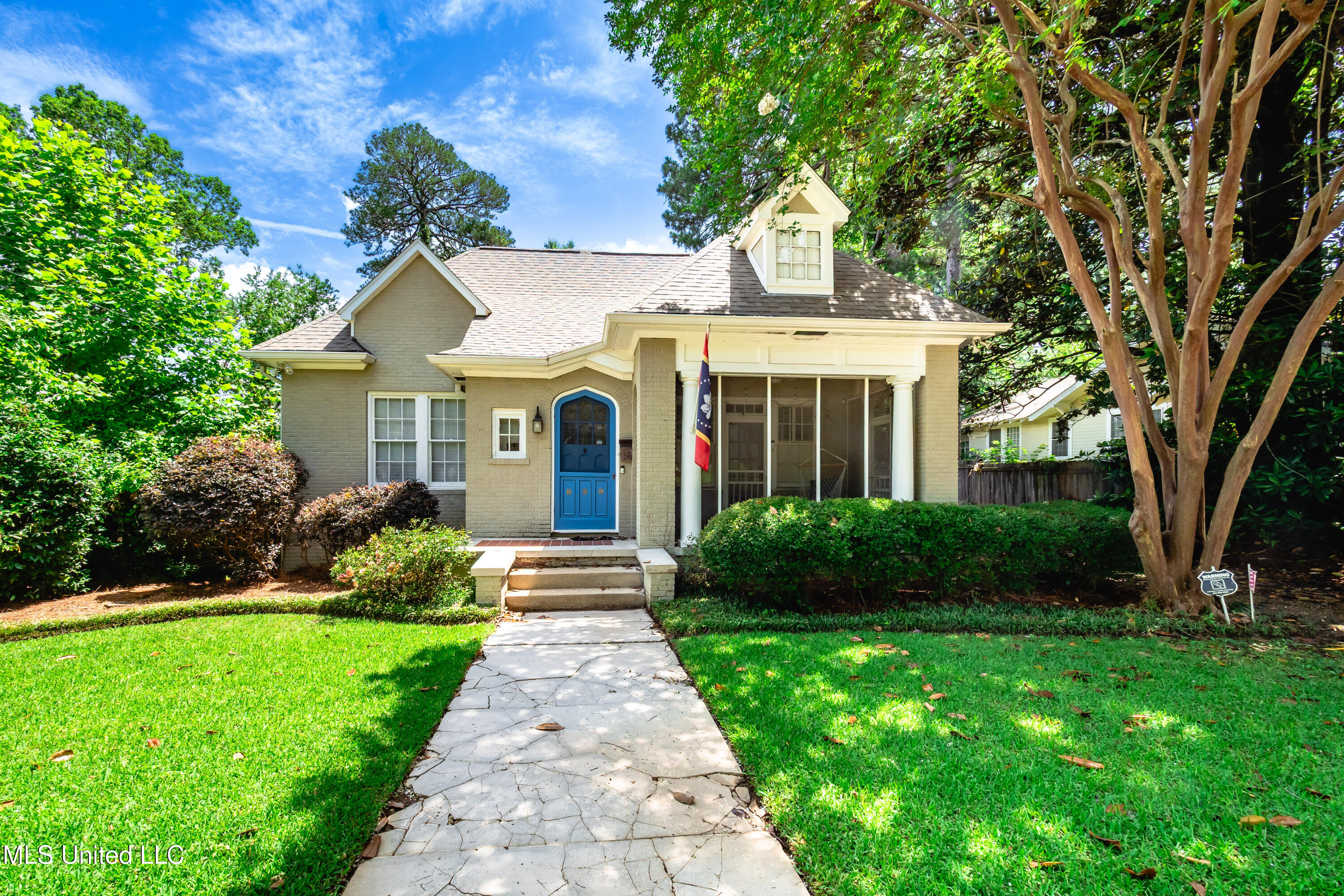 829 Belhaven Street Jackson, MS 39202 - Photo 3 of 55 P5270067