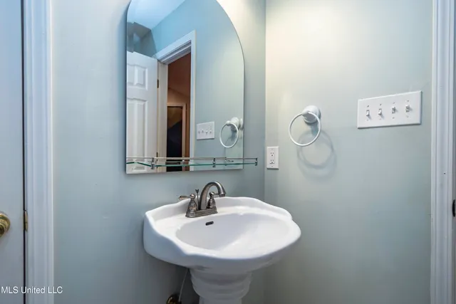 $459,000 | 829 Belhaven Street, Jackson, MS 39202