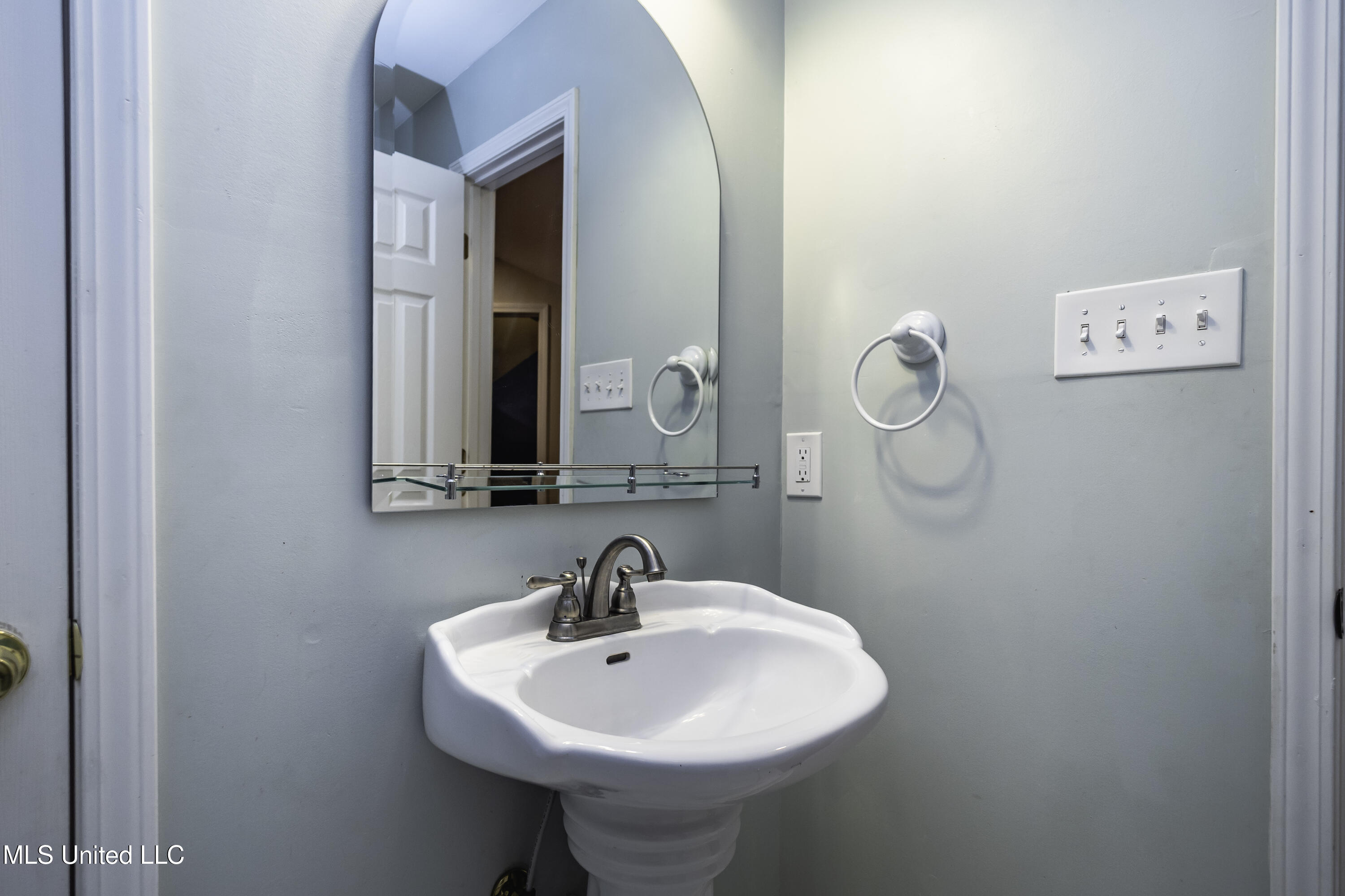 829 Belhaven Street Jackson, MS 39202 - Photo 34 of 55 P7160032