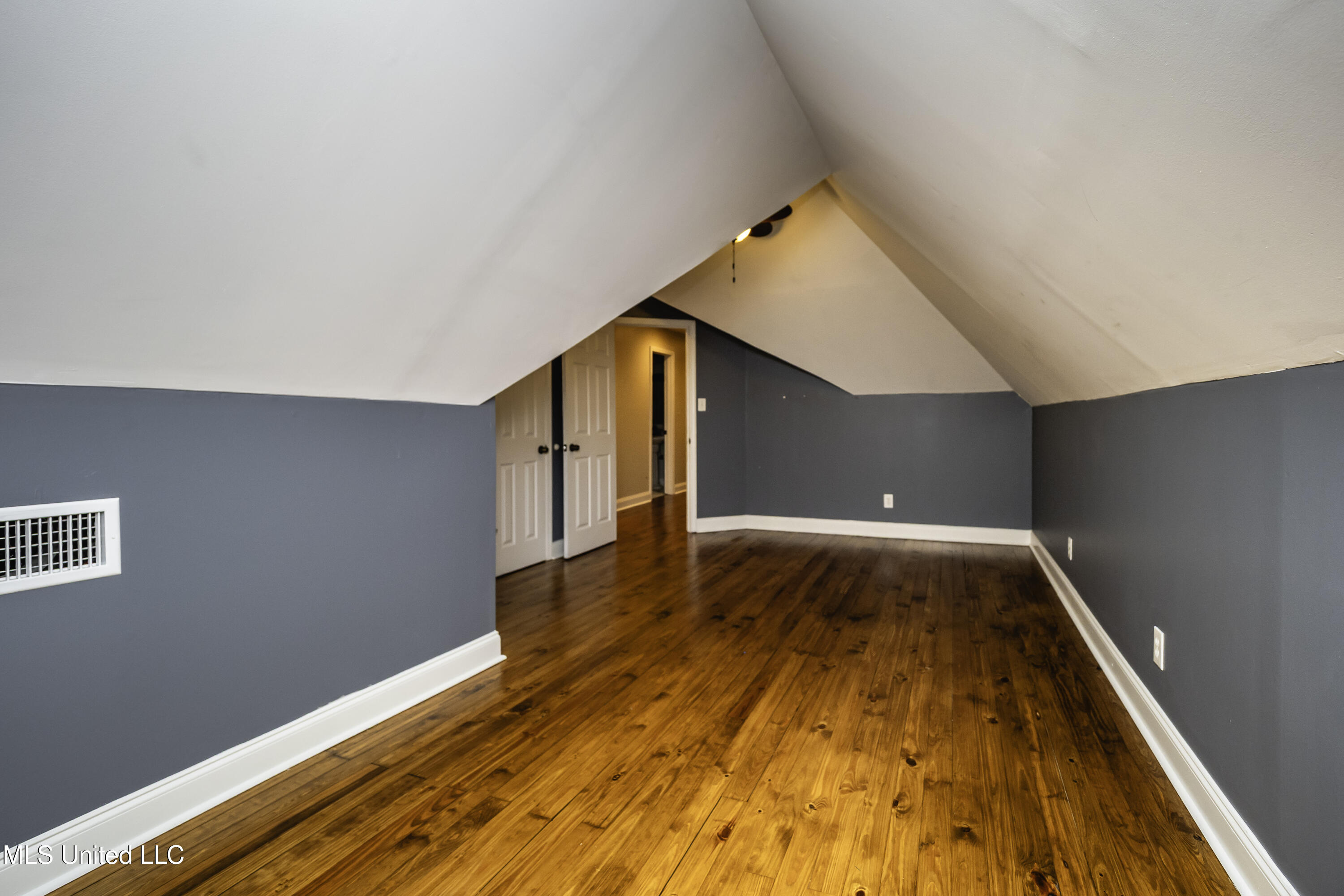 829 Belhaven Street Jackson, MS 39202 - Photo 40 of 55 P7160038