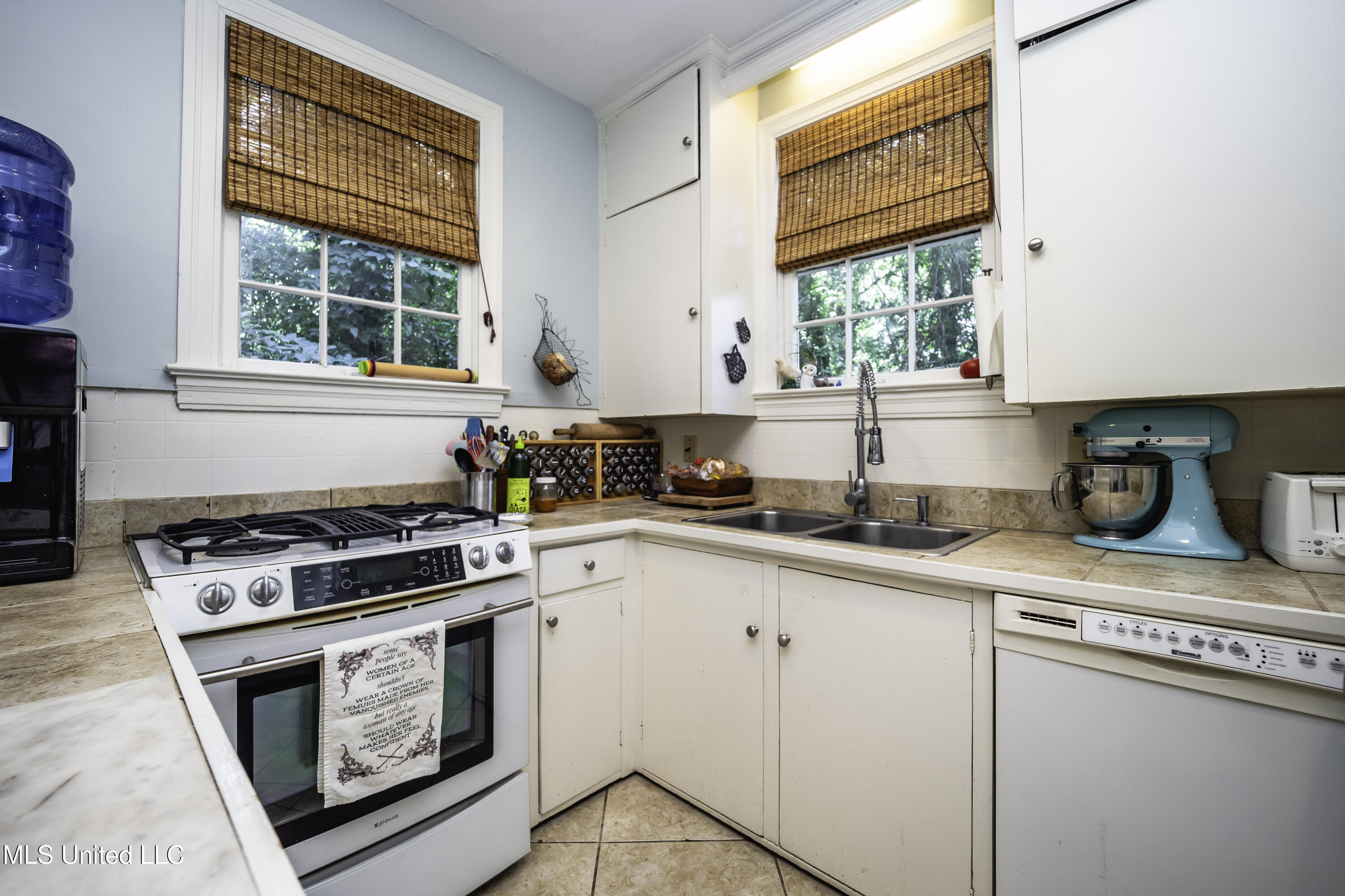 829 Belhaven Street Jackson, MS 39202 - Photo 54 of 55 P7160052