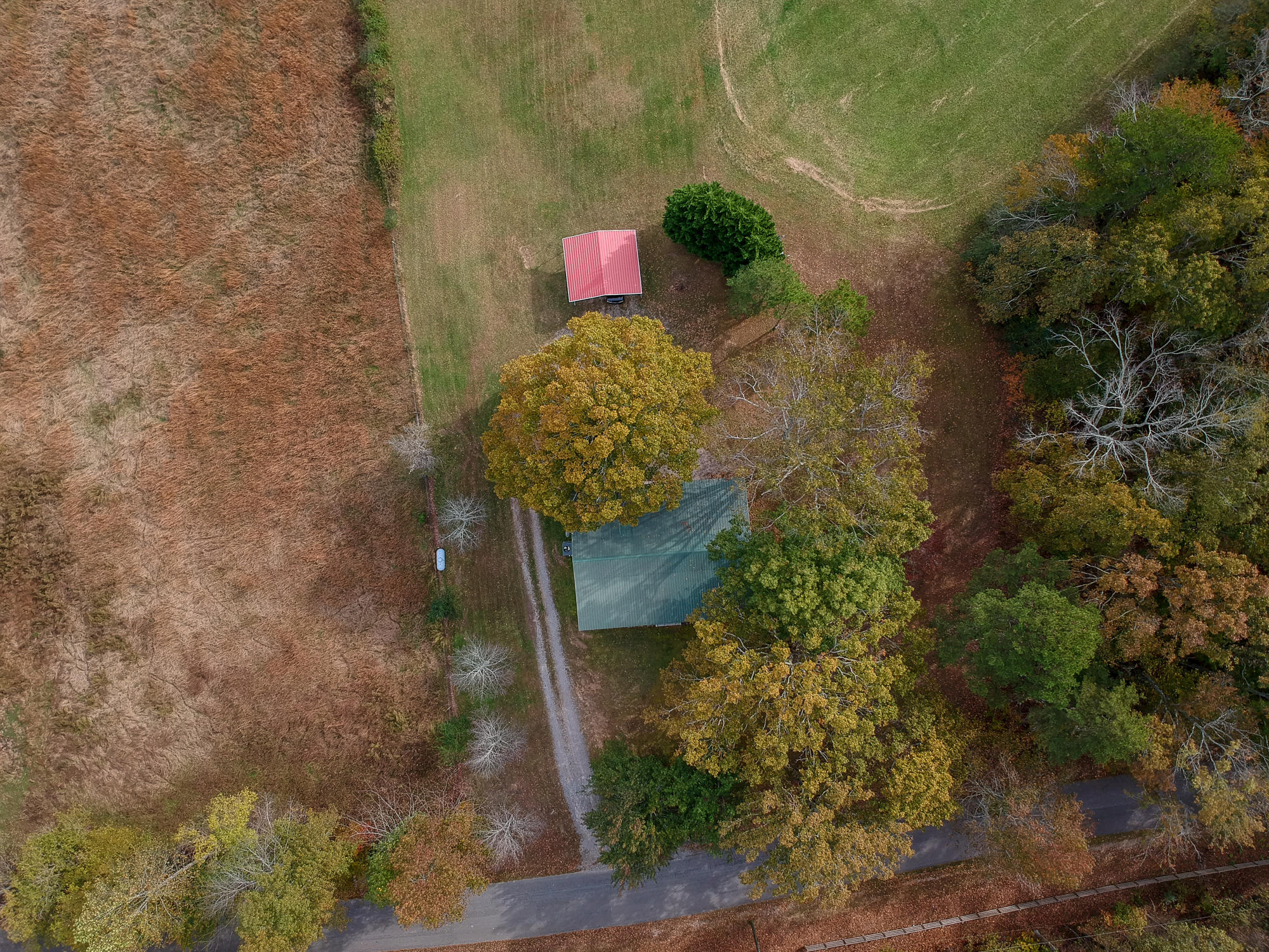 754 Smith Road Trenton, GA 30752 - Photo 8 of 35 E5F2B7B842C0153CDE8CA6C3D13B5F0C