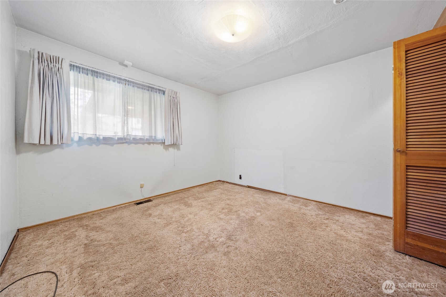17019 106th Avenue Southeast Renton, WA 98055 - Photo 14 of 21 Gallery Image 14