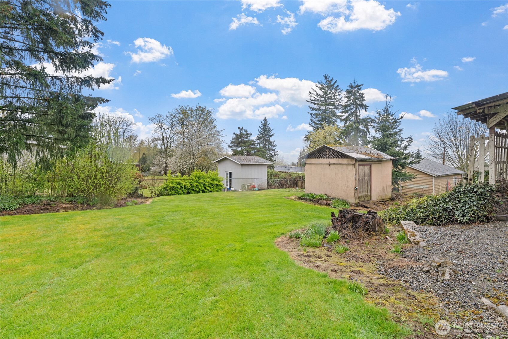 17019 106th Avenue Southeast Renton, WA 98055 - Photo 5 of 21 Gallery Image 5