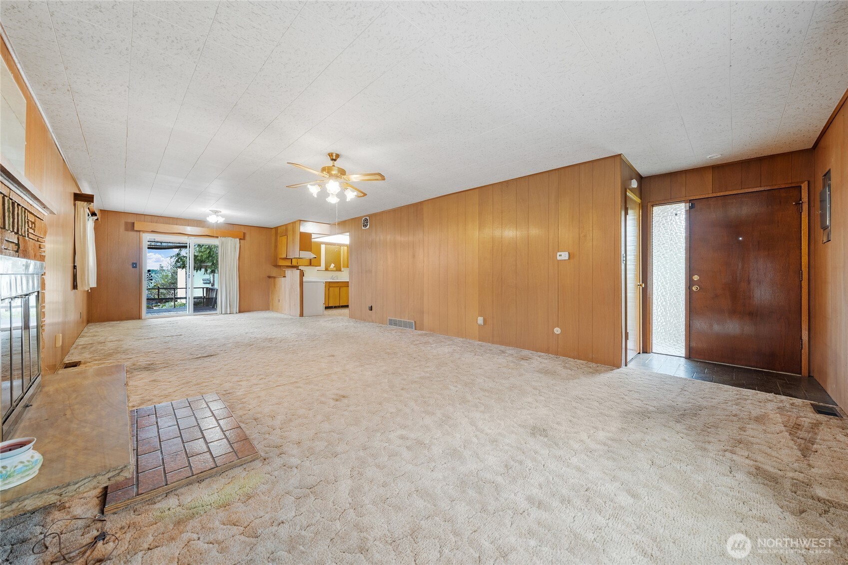 17019 106th Avenue Southeast Renton, WA 98055 - Photo 7 of 21 Gallery Image 7