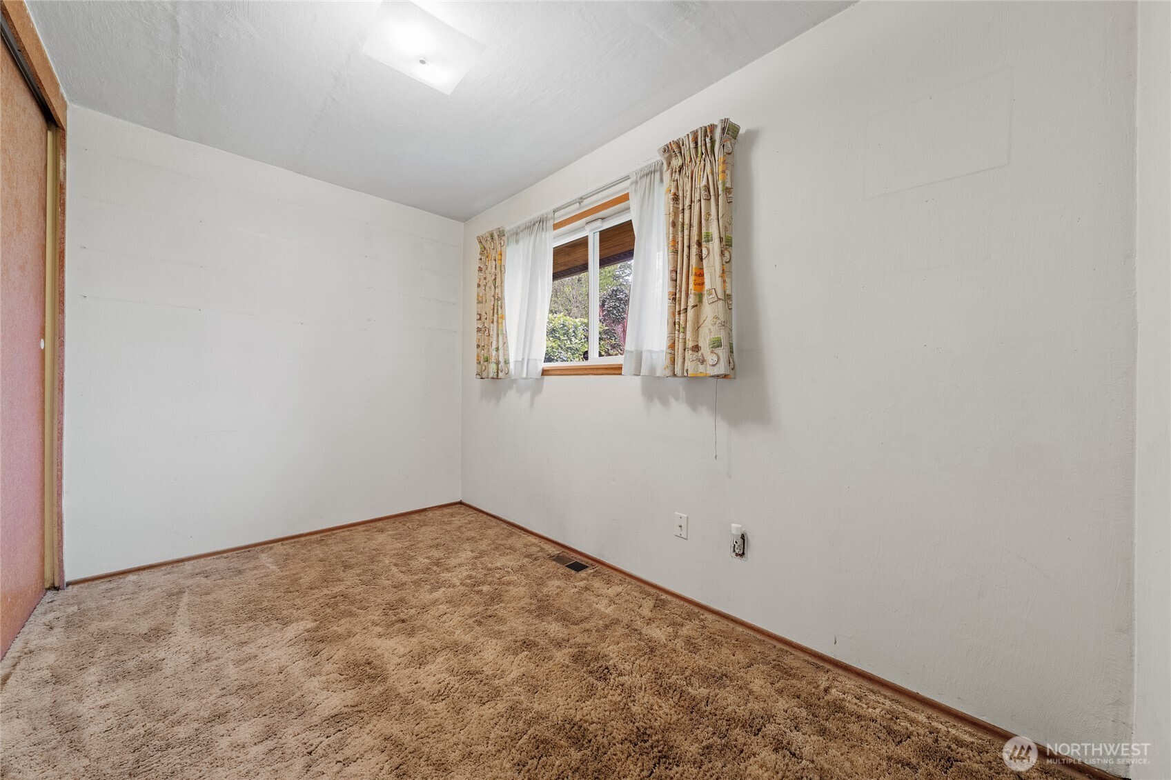 17019 106th Avenue Southeast Renton, WA 98055 - Photo 10 of 21 Gallery Image 10