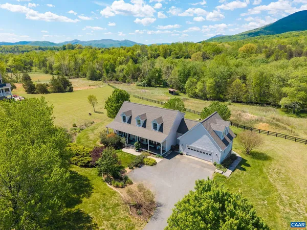 $835,000 | 164 Sunnyside Lane, Afton, VA 22920