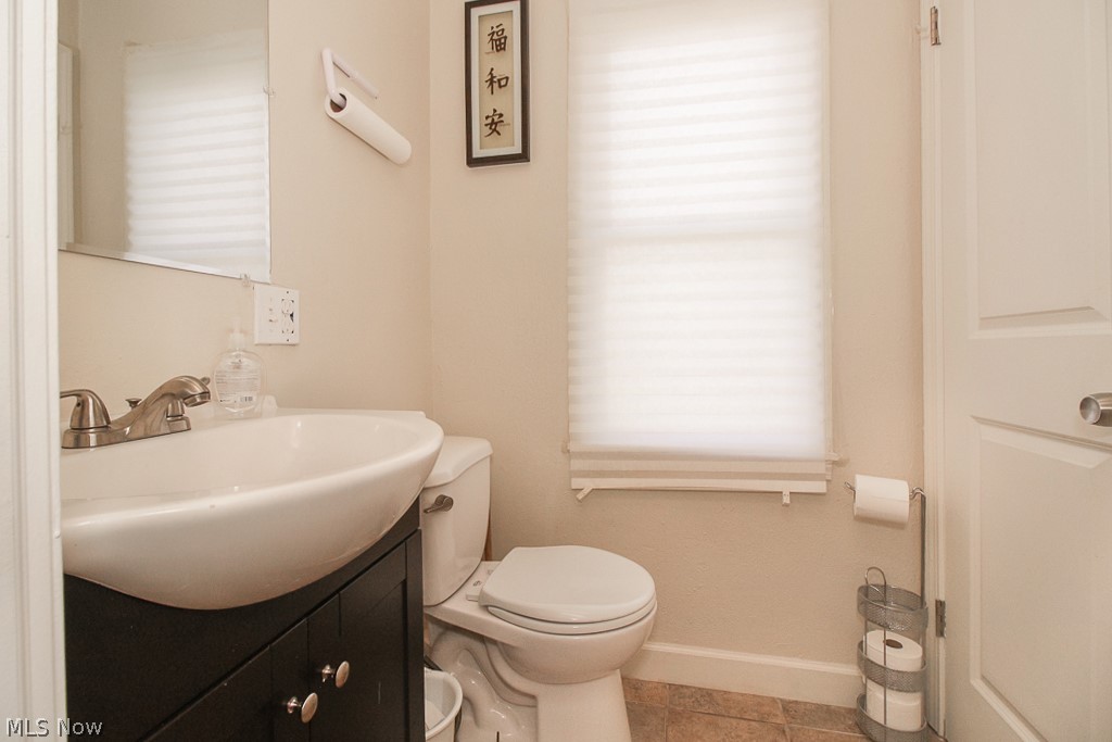 13507 Corby Road Cleveland, OH 44120 - Photo 16 of 29 Gallery Image 16