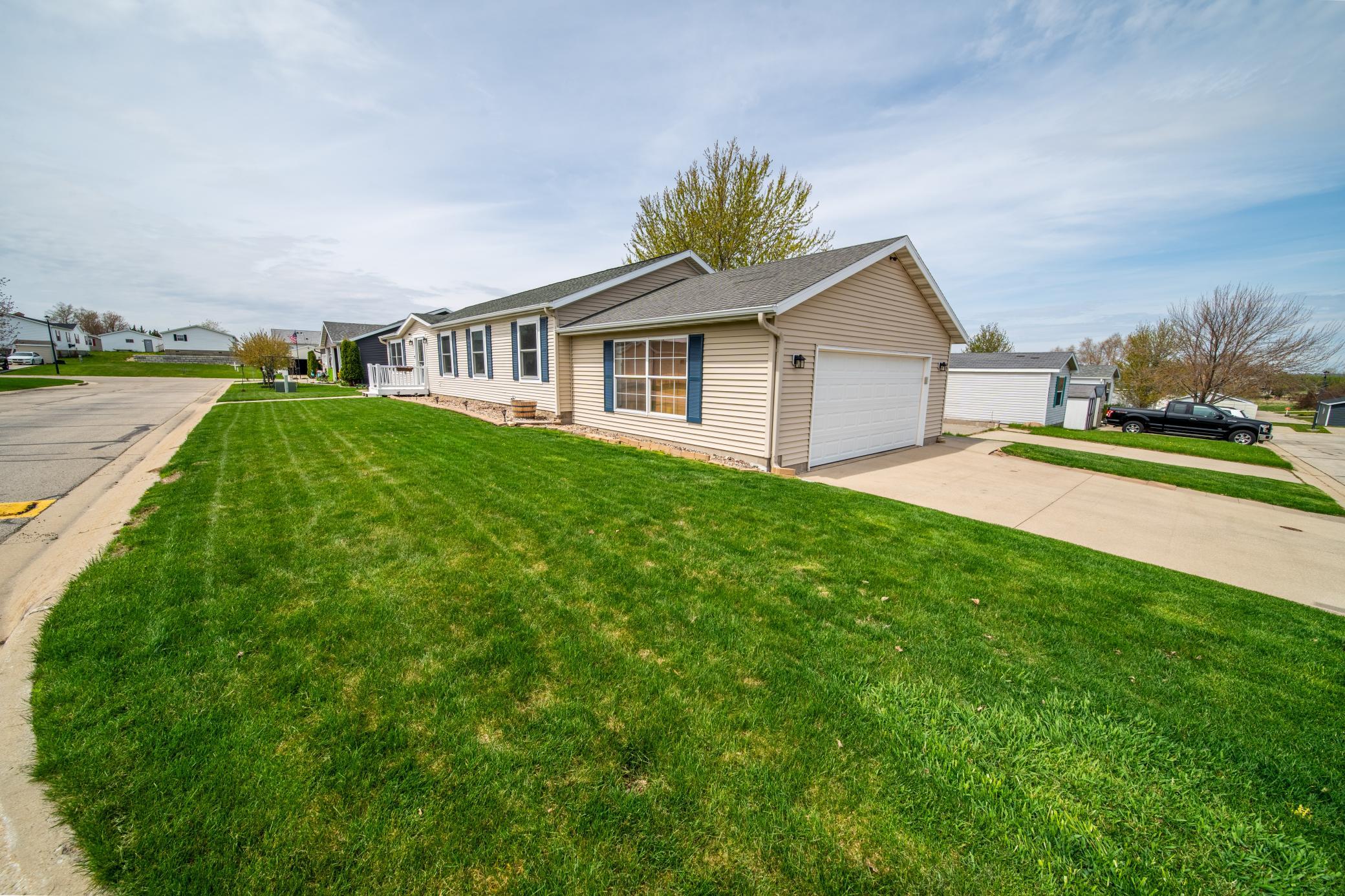 505 Peony Street Southeast Rochester, MN 55904 - Photo 35 of 40