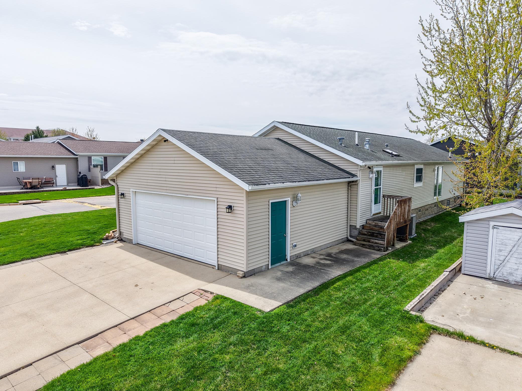 505 Peony Street Southeast Rochester, MN 55904 - Photo 36 of 40