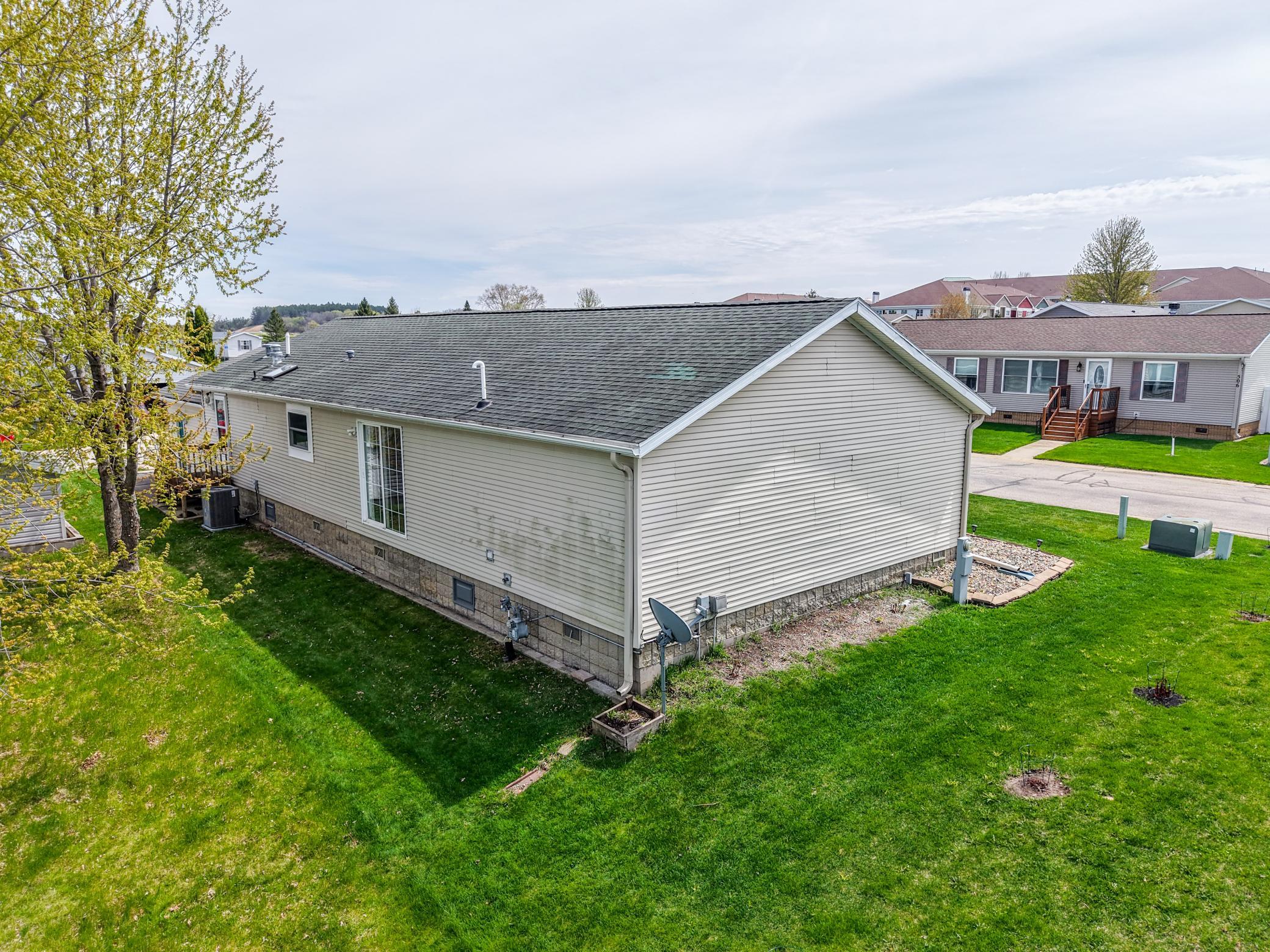 505 Peony Street Southeast Rochester, MN 55904 - Photo 37 of 40