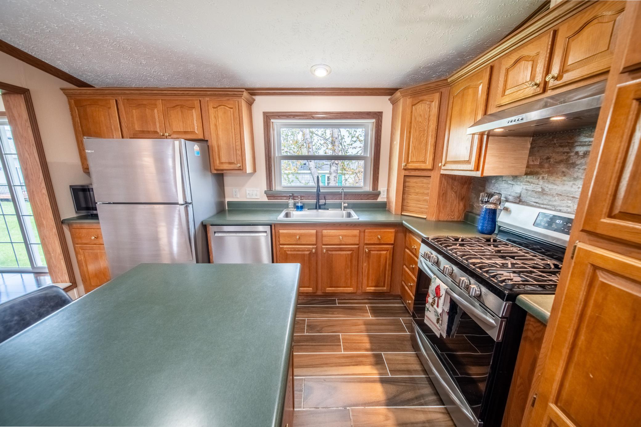 505 Peony Street Southeast Rochester, MN 55904 - Photo 7 of 40