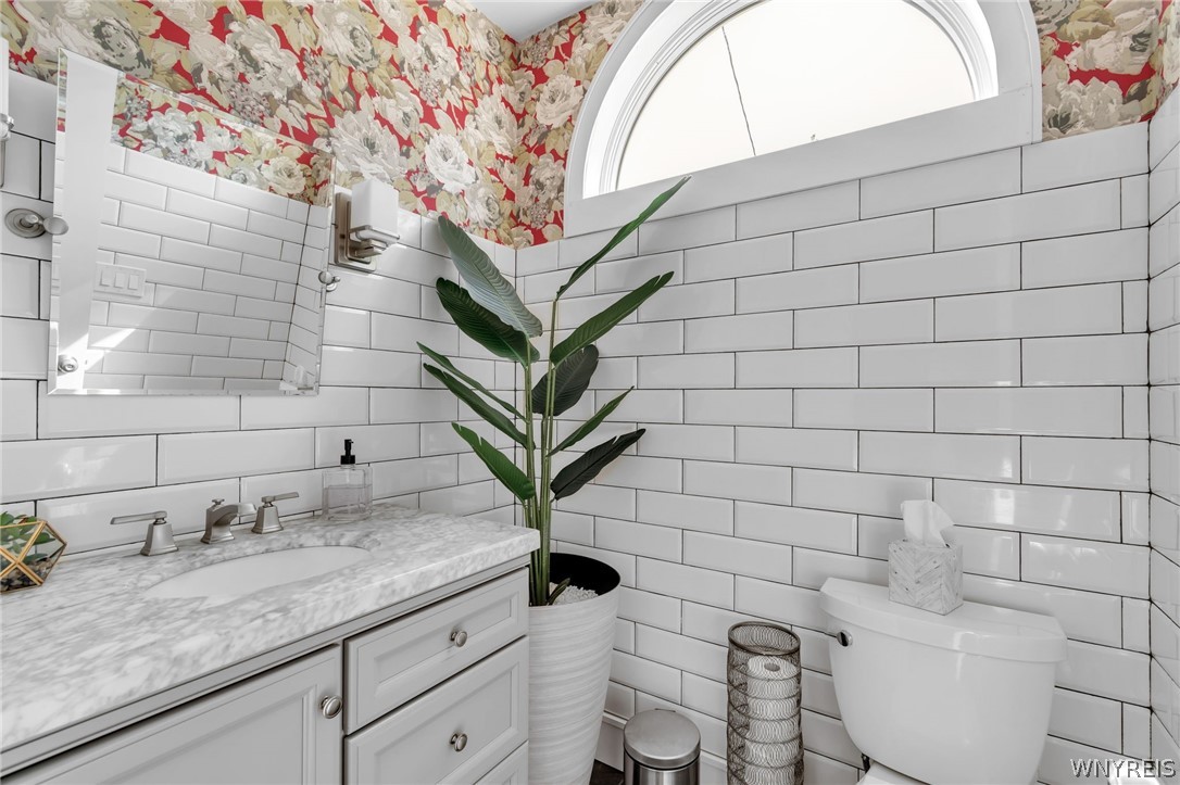 357 Lebrun Road Amherst, NY 14226 - Photo 14 of 50 First floor powder room.