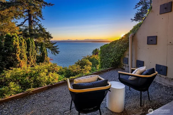 $4,600,000 | 1206 Northwest Culbertson Drive, Seattle, WA 98177