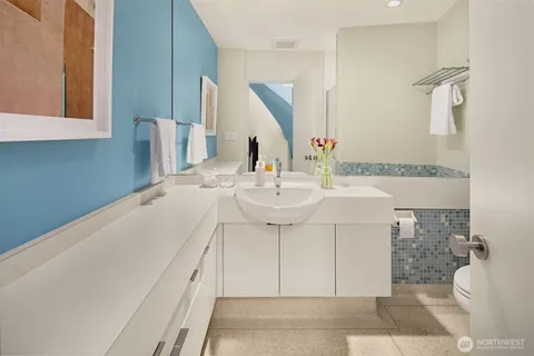 $4,600,000 | 1206 Northwest Culbertson Drive, Seattle, WA 98177