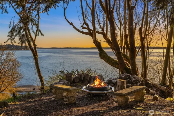 $4,600,000 | 1206 Northwest Culbertson Drive, Seattle, WA 98177
