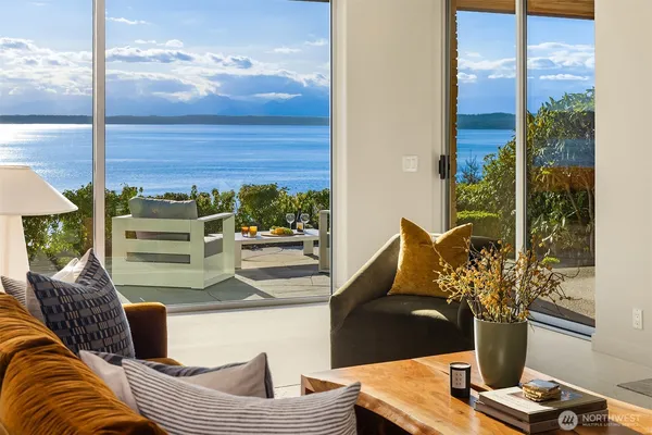 $4,600,000 | 1206 Northwest Culbertson Drive, Seattle, WA 98177