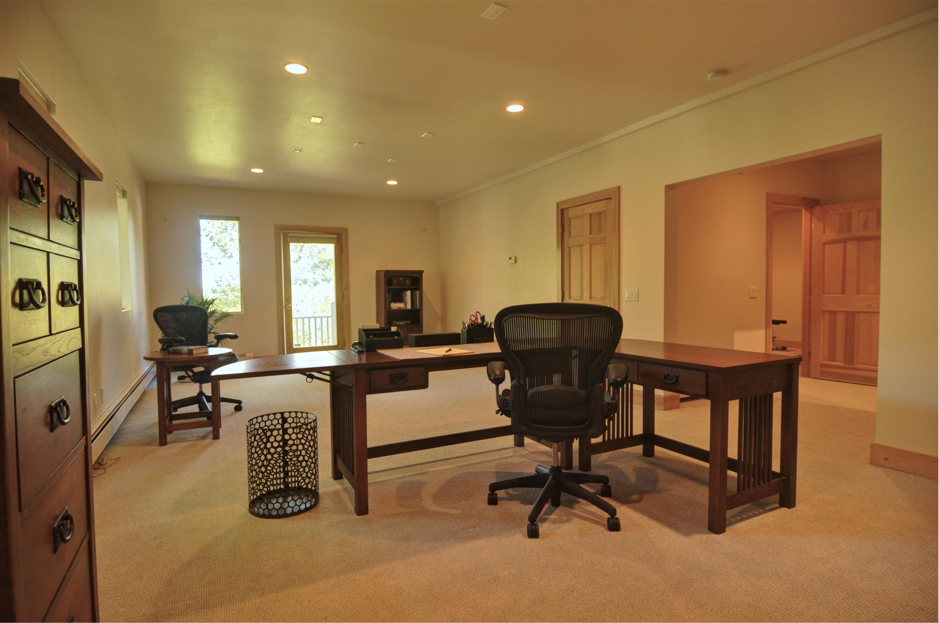 94 Meadow Cove Road East Boothbay, ME 04544 - Photo 24 of 34 25Office and Media Room